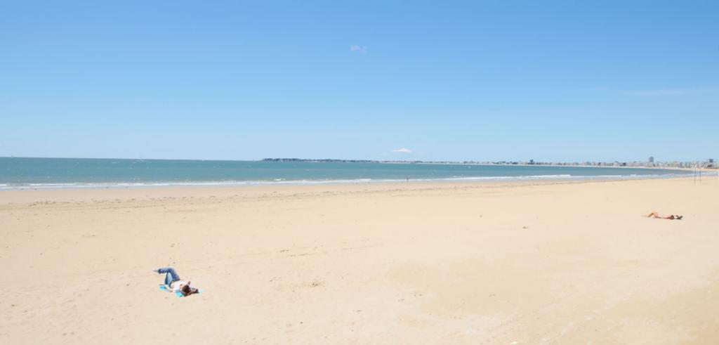 Adonis Budget Pornichet Esterno foto